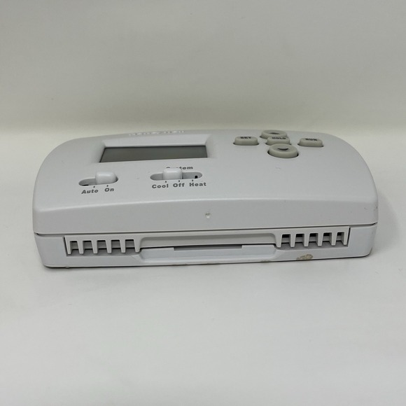 Honeywell PRO 4000 TH4110D1007 Programmable Thermostat Tested Used - Picture 2 of 10